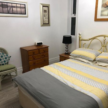 Tees Valley B&B Apartment 1 สต็อกทอน-ออน-ทีส์ ภายนอก รูปภาพ